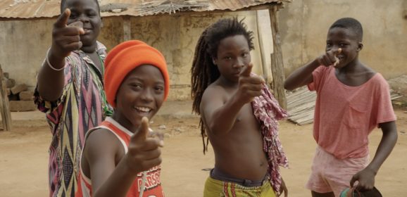 LE PANTHÉON DE LA JOIE. Elégie prosaïque et musicale au Bénin