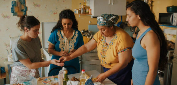 La Petite Dernière : doubles cultures et aspirations