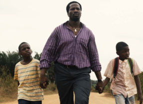 Un jour avec mon père (My Father&rsquo;s Shadow) : un père, ses fils et Lagos